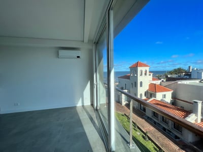 Venta Apartamento De 1 Dormitorio En Carrasco, Bilú Riviera