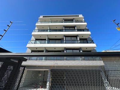 Venta con renta de apartamento de 1 dormitorio Malvín Salentis Litore