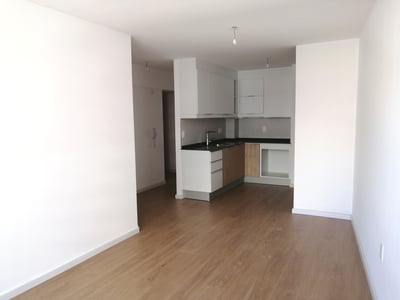 Alquiler 1 dormitorio con patio en Edificio Avenida, Cordón