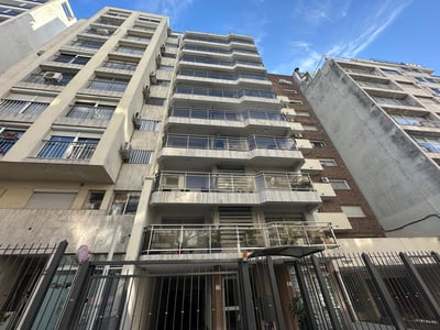 Venta Apartamento 2 Dormitorios 2 Baños Pocitos