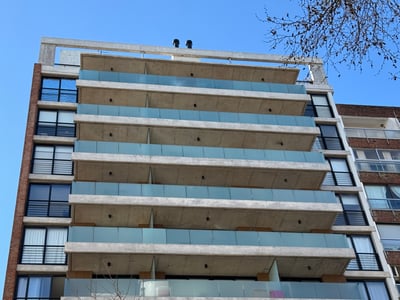 Alquiler de apartamento 1 dormitorio con garaje, en Punta Carretas