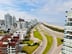 Venta apartamento 3 dormitorios y servicios en Av Chiverta, Punta del Este