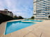 Venta apartamento 3 dormitorios y servicios en Av Chiverta, Punta del Este