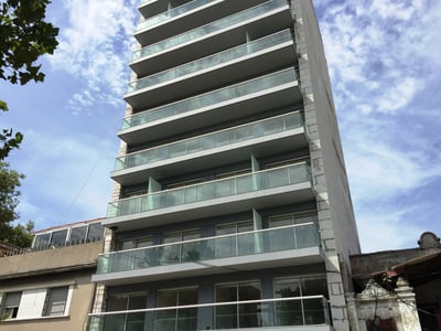 Alquiler de apartamento de 2 dormitorios con garaje en Ventura Plaza Seregni, Tres Cruces