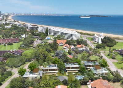 Venta casa 3 dormitorios y servicios en See Housing, Punta del Este