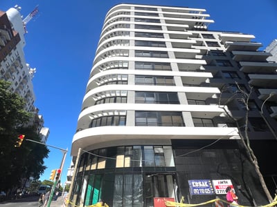 Venta de apartamento monoambiente en Be Docta, Tres Cruces