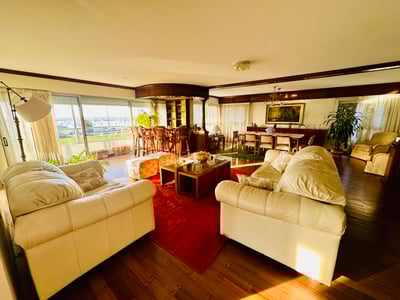 Venta Apartamento 3 Dormitorios y Servicio Completo Garaje Doble Puerto del Buceo