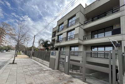 Venta de apartamento 2 dormitorios con garaje y parrillero en Malvin