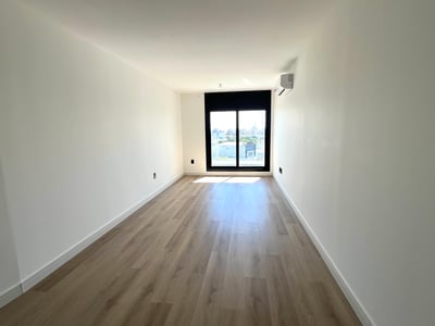 Alquiler Apartamento 2 Dormitorios y Garaje Al frente a Estrenar, Los Olimpicos