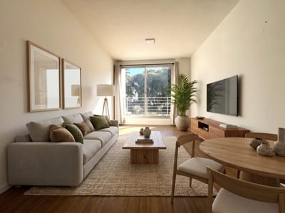 Venta Apartamento de 2 dormitorios y Garaje Al Frente en La Blanqueada