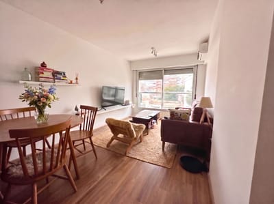 Alquiler en Edificio Maui – Pocitos | 1 Dormitorio con Vista Despejada