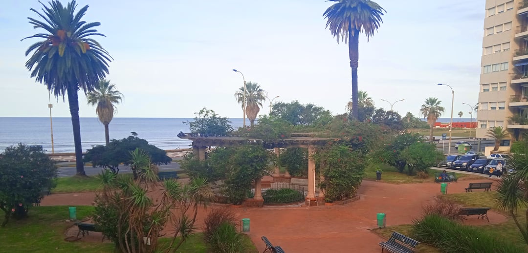 plaza-gomensoro-punta-carretas