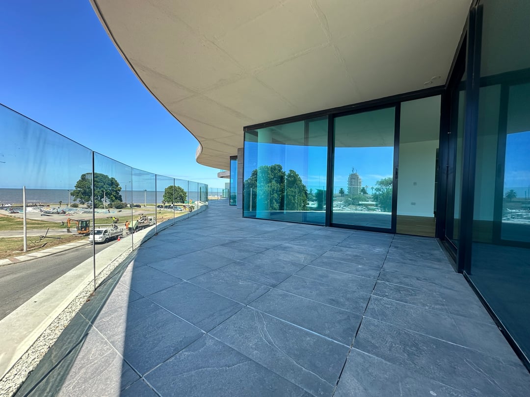 FORUM Puerto del Buceo