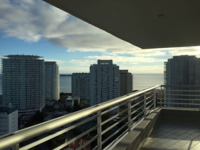 Venta de apartamento de 1 Dormitorio Con Garaje, Punta Del Este