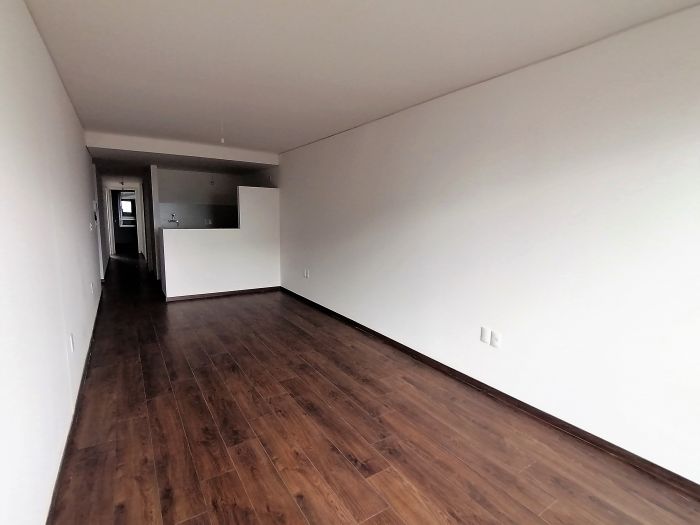 Venta con renta Apartamento 2 Dormitorios en Torre Centra