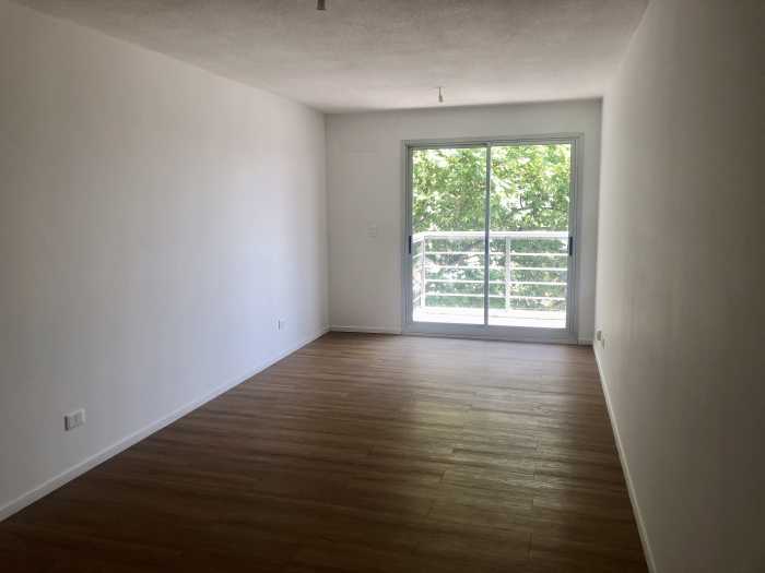 Alquiler Apartamento 2 Dormitorios y Garaje en Cordón