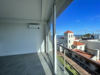 Venta Apartamento De 1 Dormitorio En Carrasco, Bilú Riviera